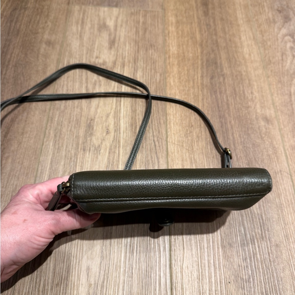 Green Leather Crossbody Bag - Picture 4 of 8